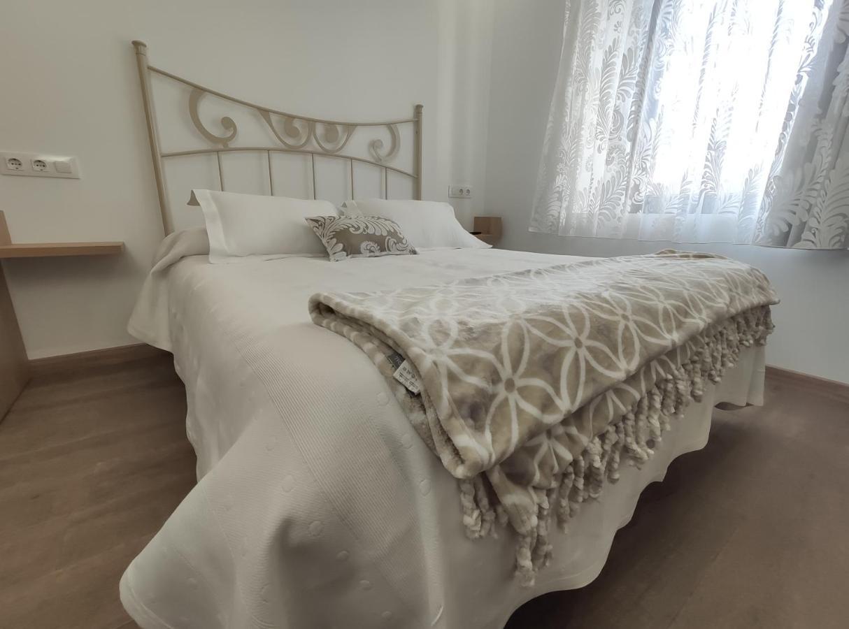 Hostal Oleo Auto Check-In Santander Exterior photo