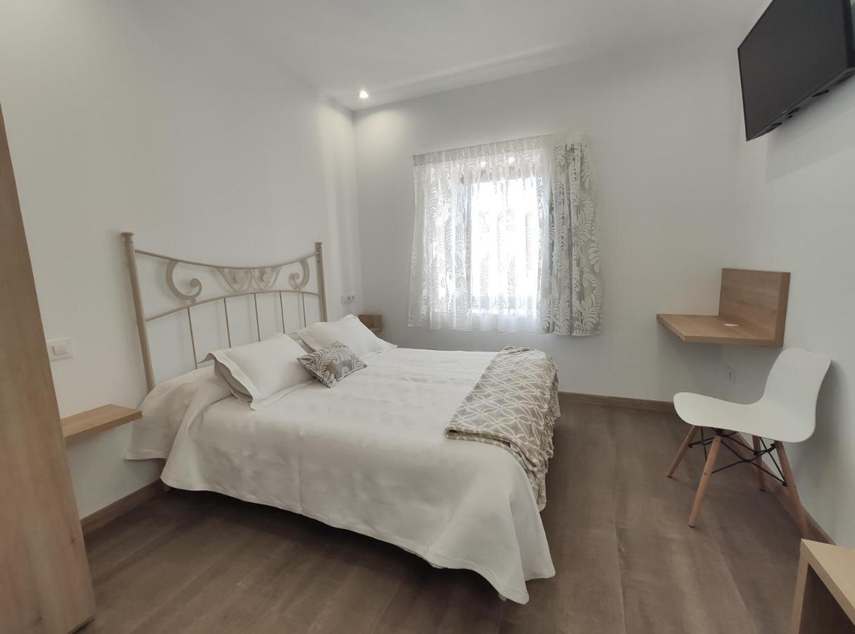 Hostal Oleo Auto Check-In Santander Exterior photo