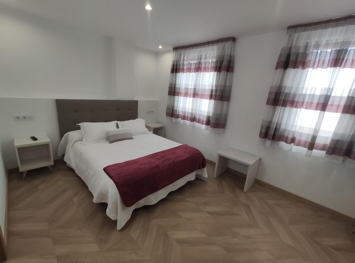 Hostal Oleo Auto Check-In Santander Exterior photo