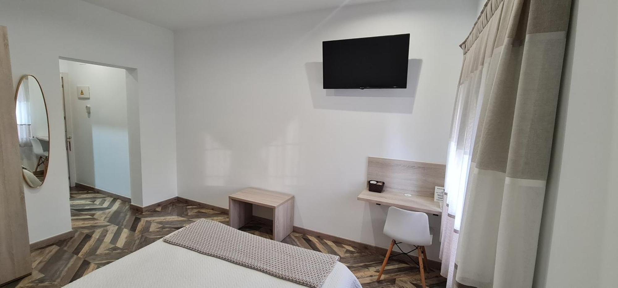Hostal Oleo Auto Check-In Santander Exterior photo